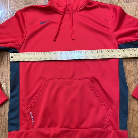 Therma-Fit Nike Size Large Red and Gray Hoodie Sweatshirt Kangaroo Pocket - Picture 2 of 13